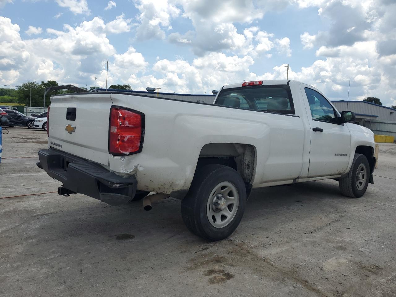 2018 CHEVROLET SILVERADO - Фото 3