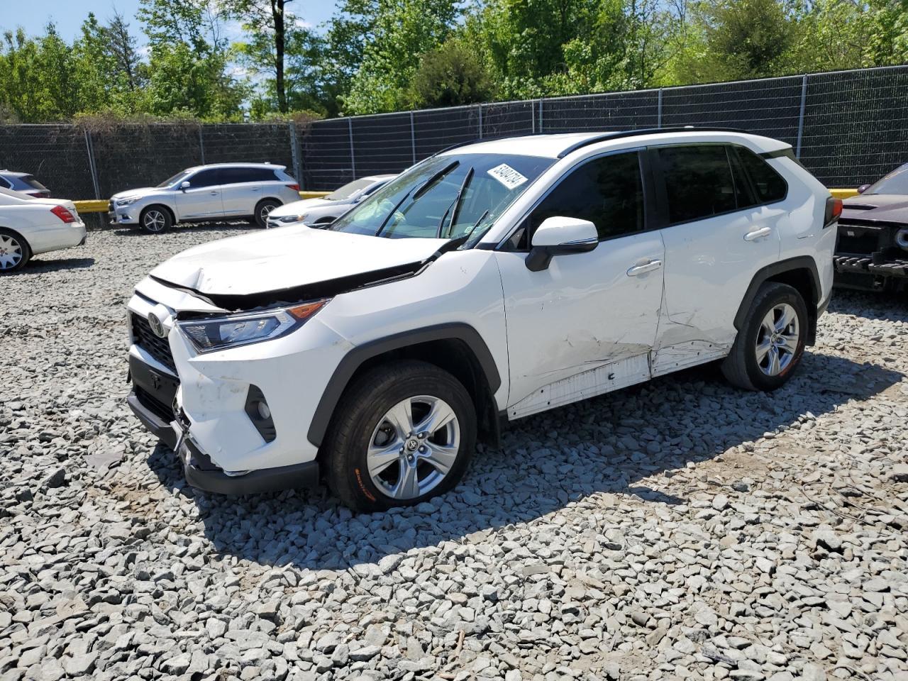 2020 TOYOTA RAV4 XLE car image