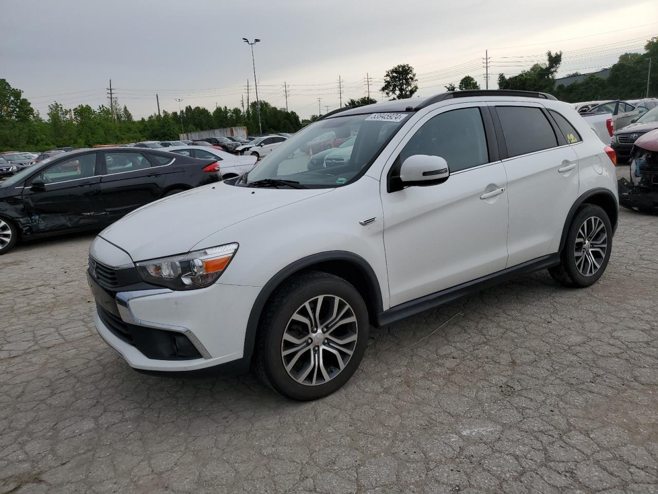 2016 MITSUBISHI OUTLANDER car image