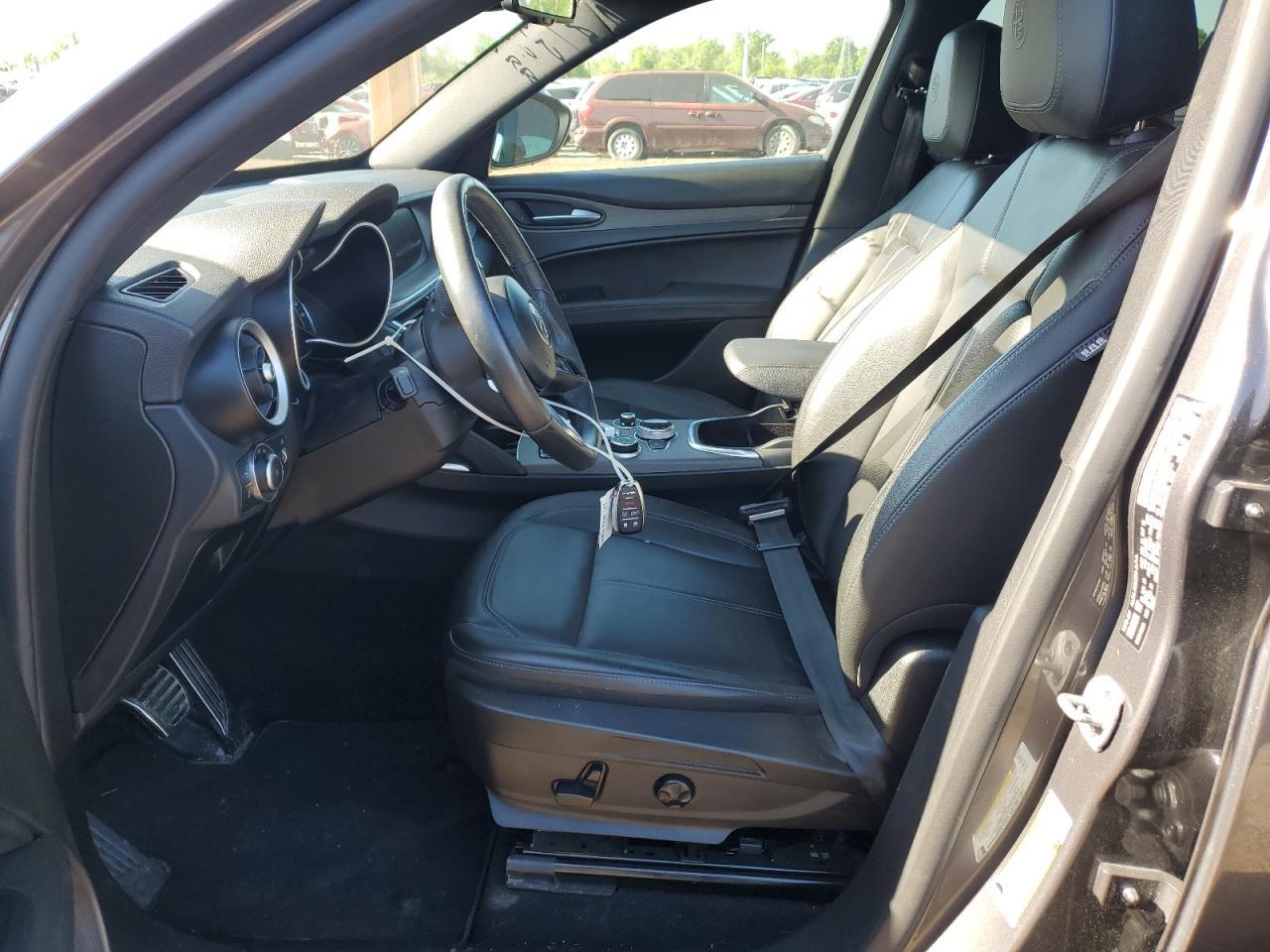 2022 ALFA ROMEO STELVIO TI - Image 7