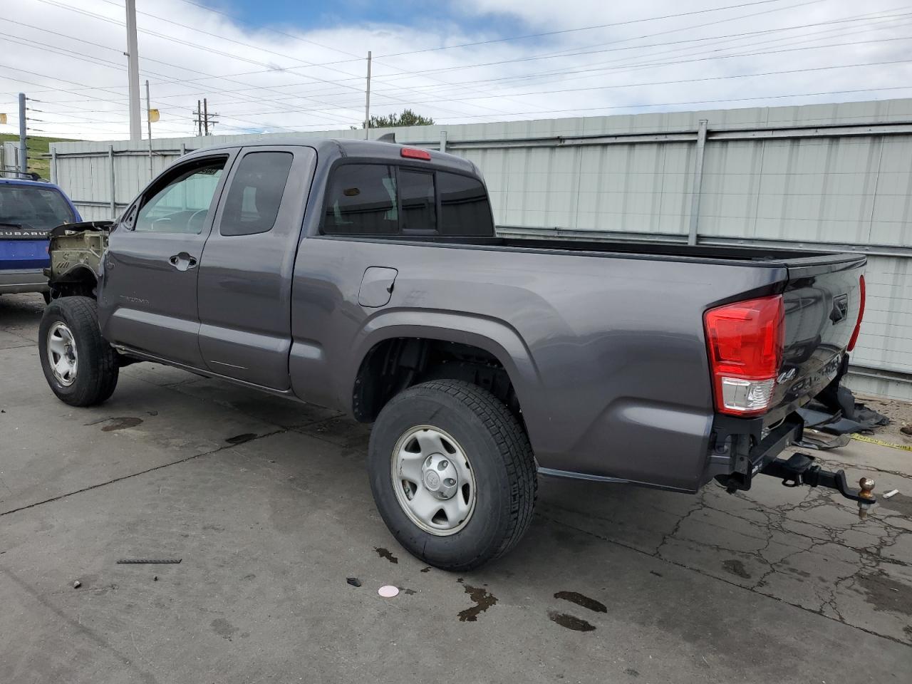 2017 TOYOTA TACOMA ACC - Фото 2