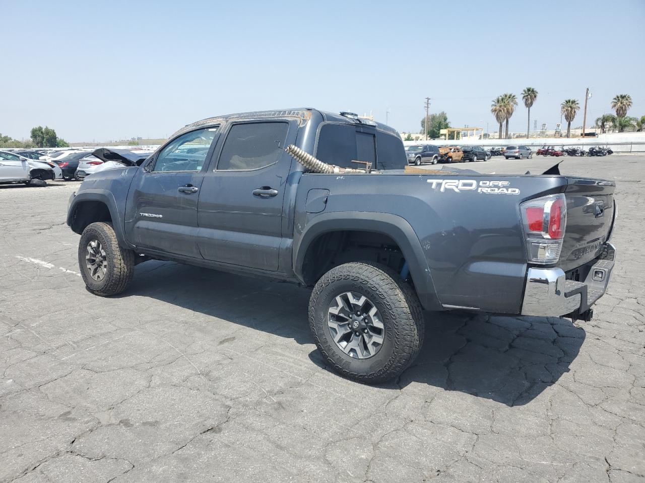 2023 TOYOTA TACOMA DOU - Фото 2