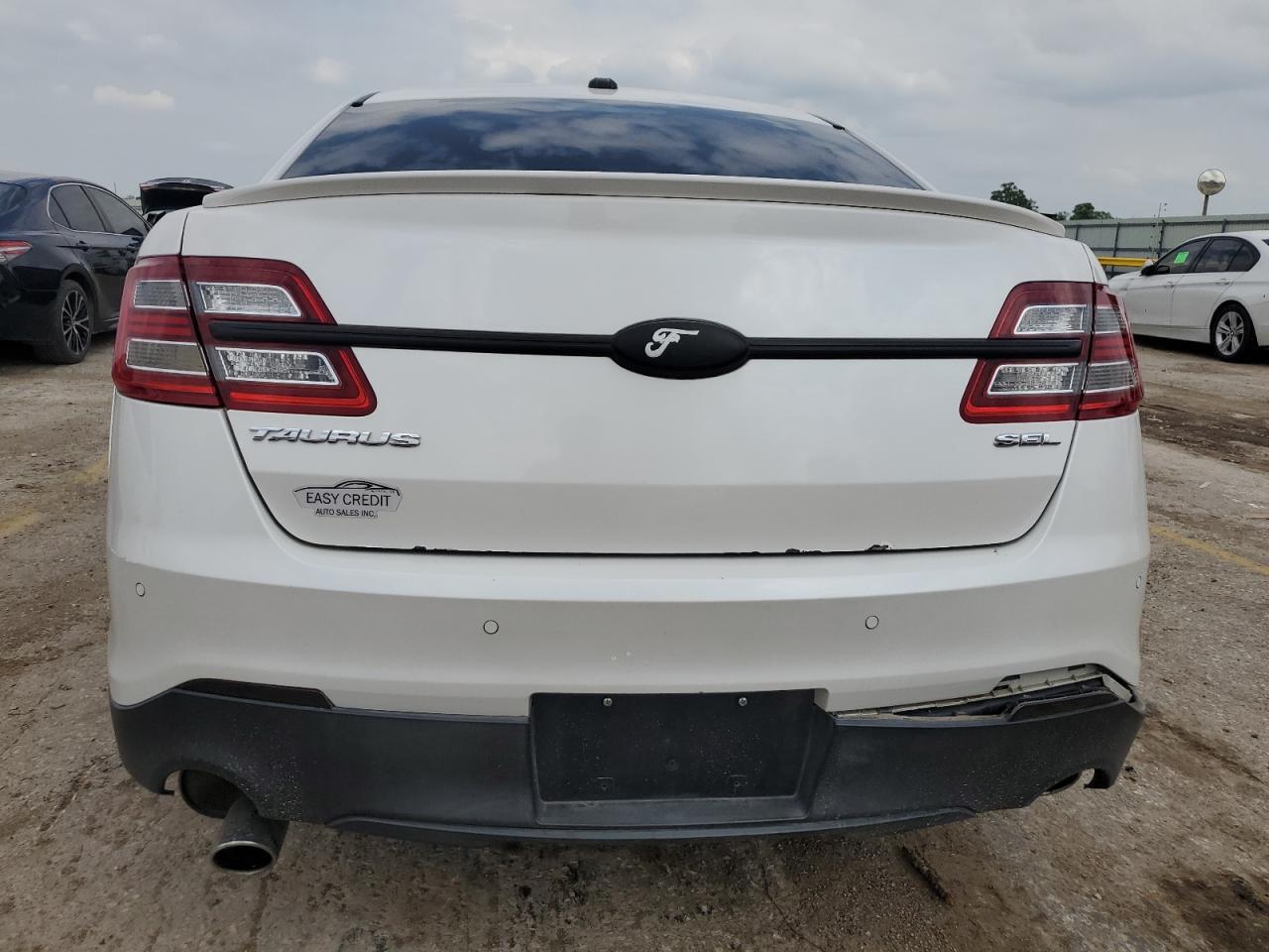 2013 FORD TAURUS SEL - Image 6