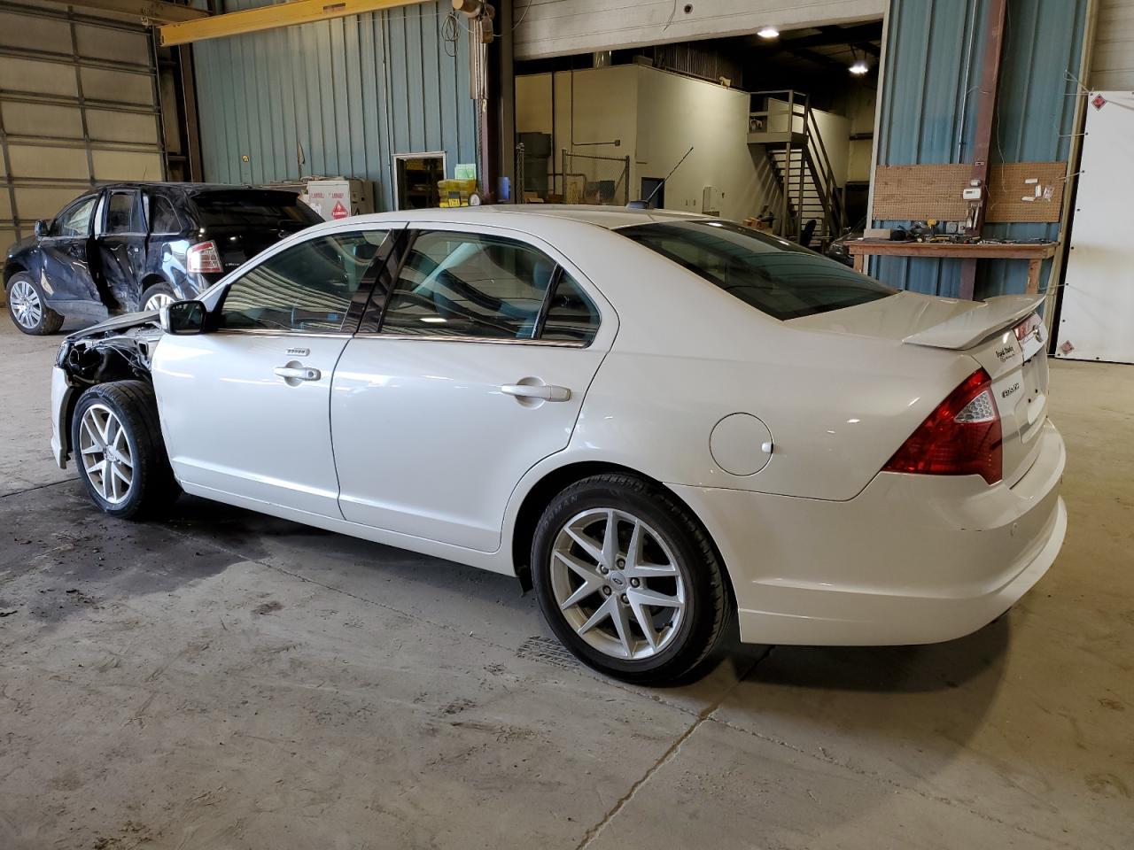 2012 FORD FUSION SEL - Image 2