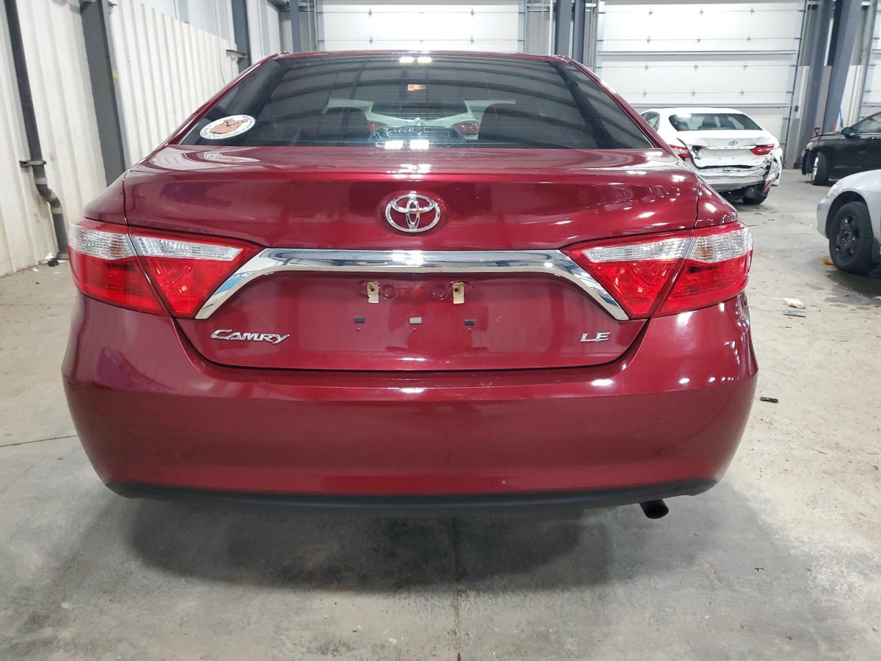 2017 TOYOTA CAMRY LE - Image 6