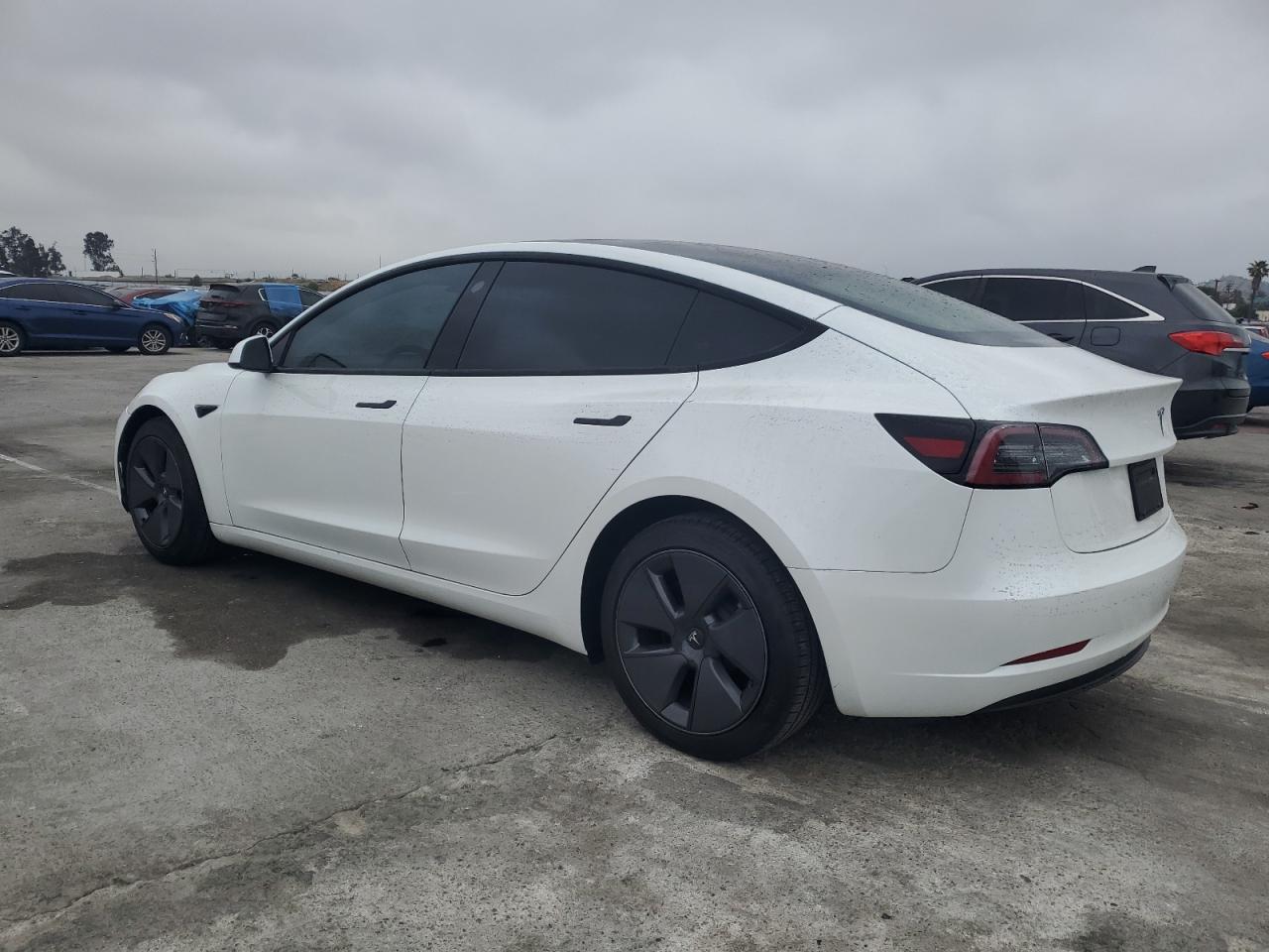 2023 TESLA MODEL 3 - Фото 2