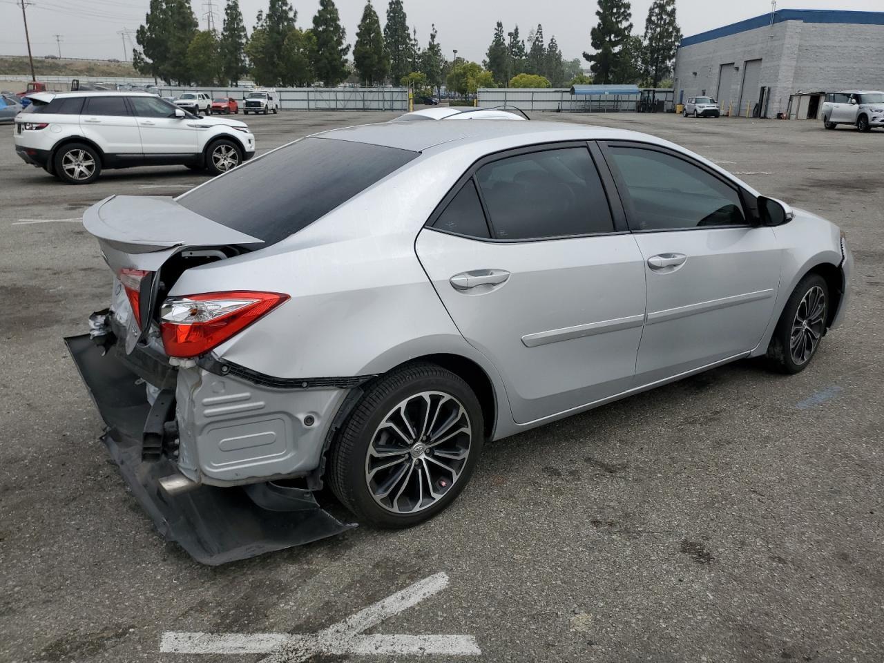 2016 TOYOTA COROLLA L - Фото 3