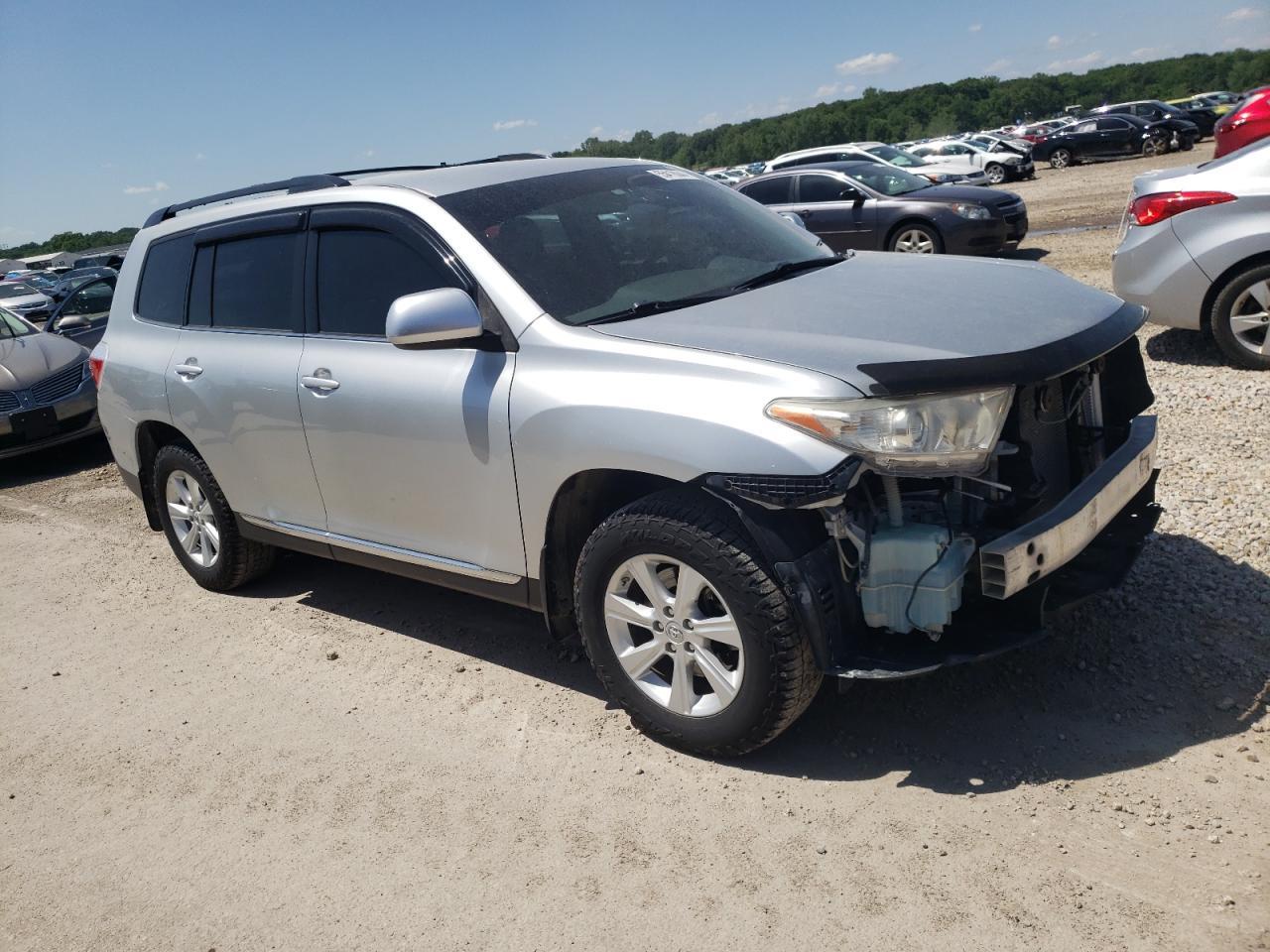 2011 TOYOTA HIGHLANDER - Фото 4