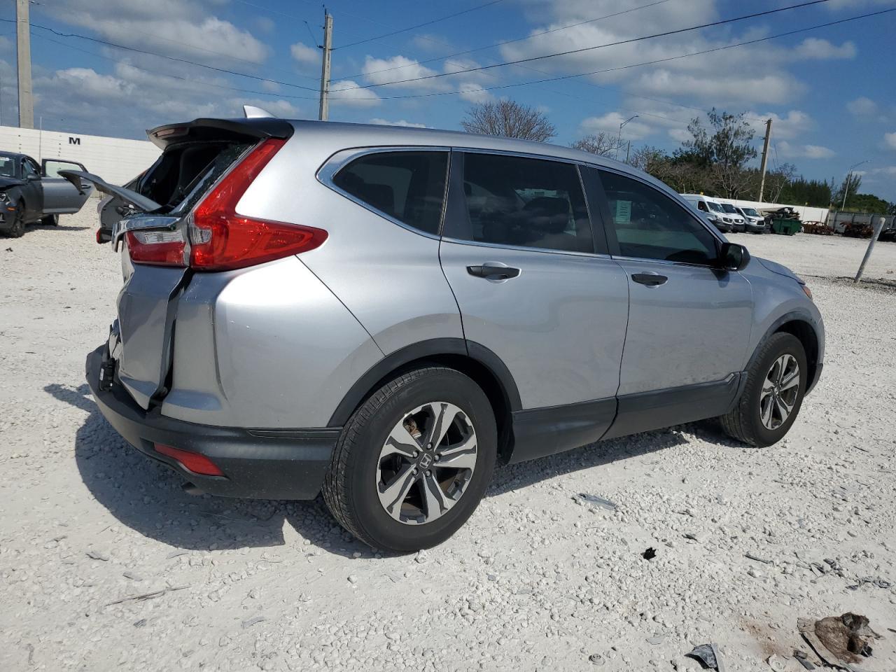 2018 HONDA CR-V LX - Image 3
