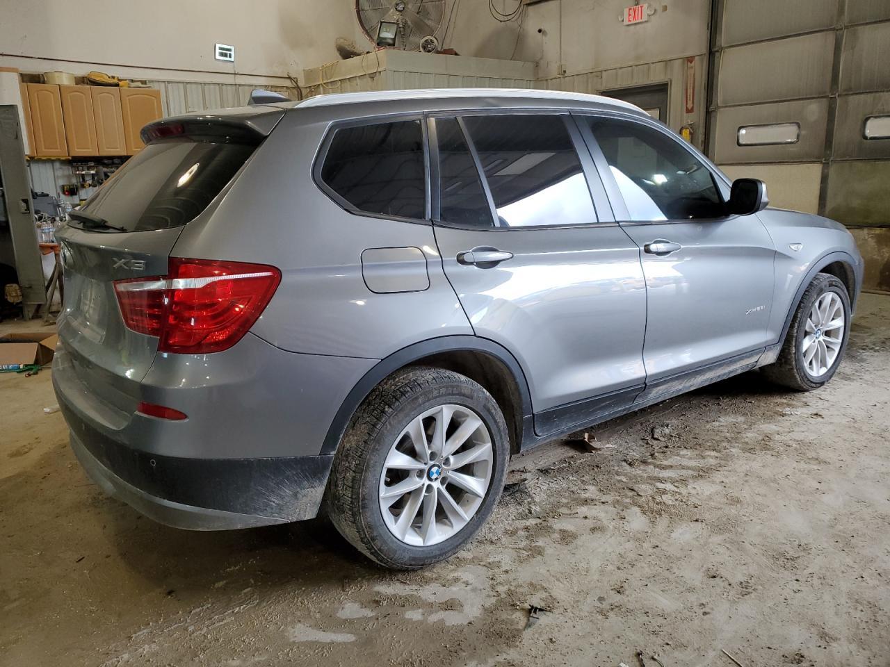 2014 BMW X3 XDRIVE2 - Image 3