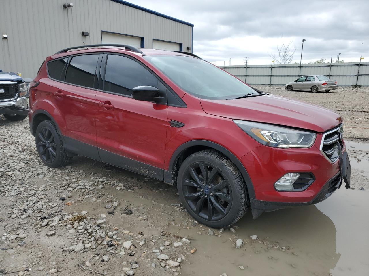 2017 FORD ESCAPE SE - Image 4