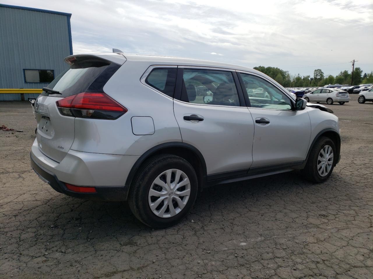 2017 NISSAN ROGUE S - Image 3