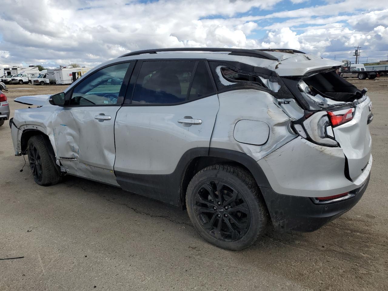 2021 GMC TERRAIN SL - Фото 2