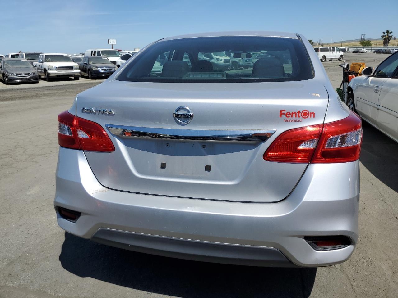 2017 NISSAN SENTRA S - Фото 6