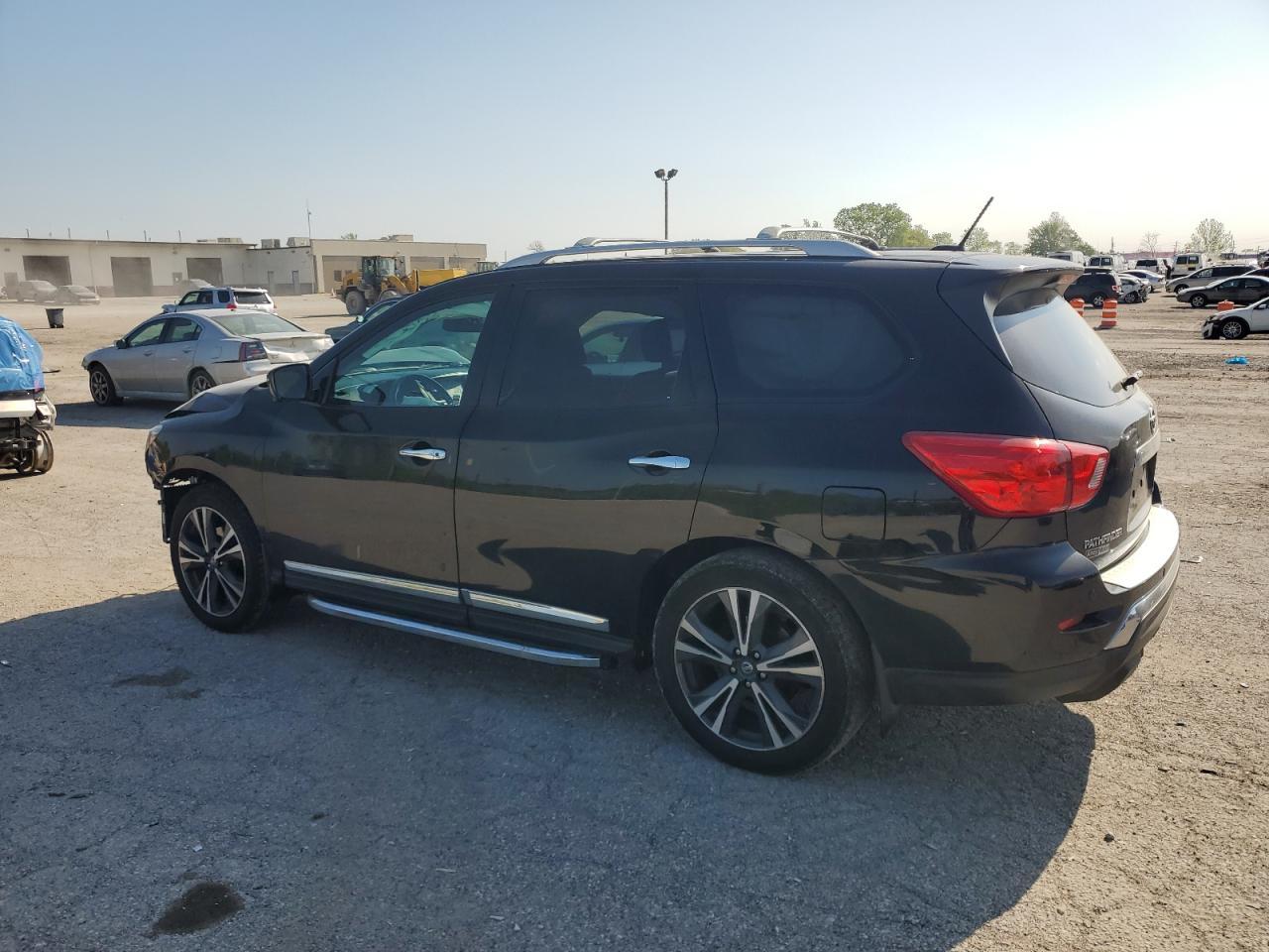 2018 NISSAN PATHFINDER - Image 2