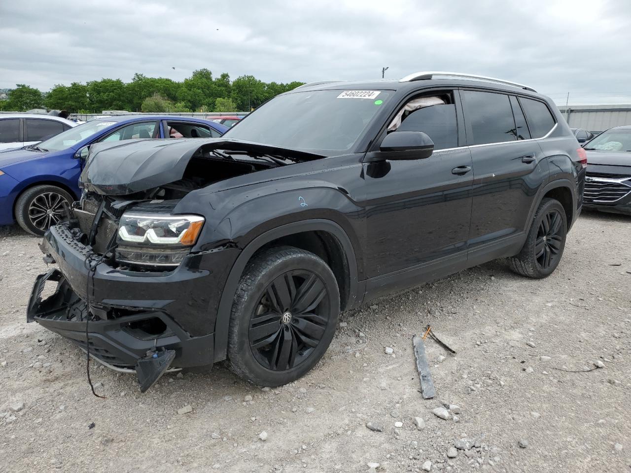 2019 VOLKSWAGEN ATLAS SE car image