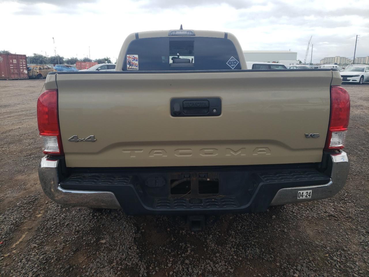 2017 TOYOTA TACOMA DOU - Фото 6