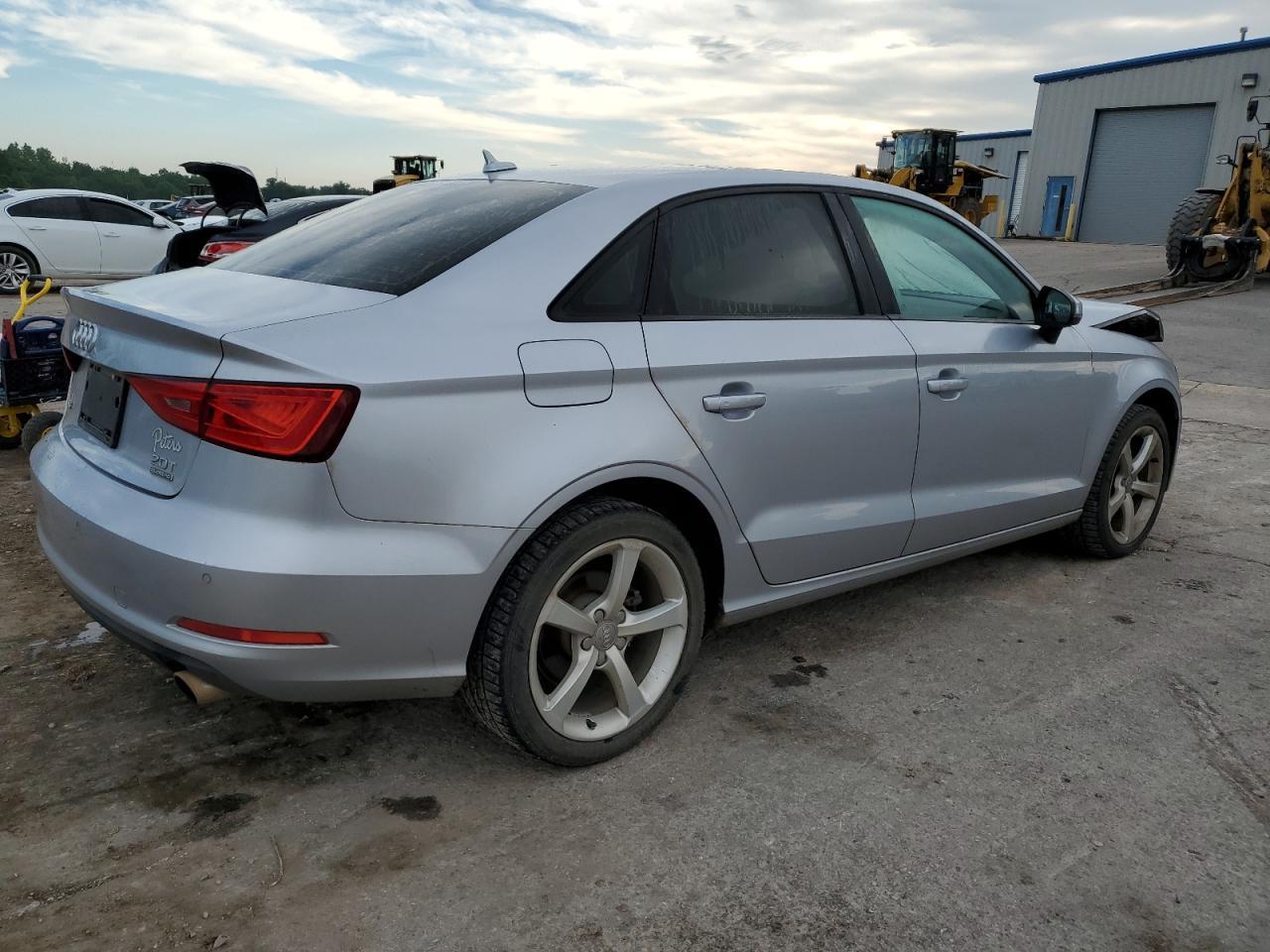 2016 AUDI A3 PREMIUM - Фото 3