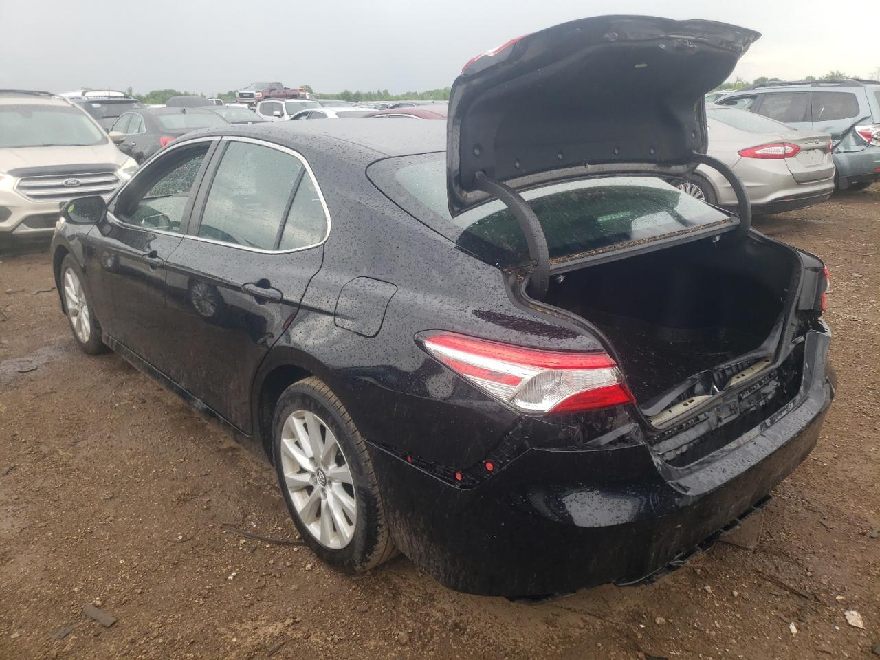 2018 TOYOTA CAMRY L AU - Image 2