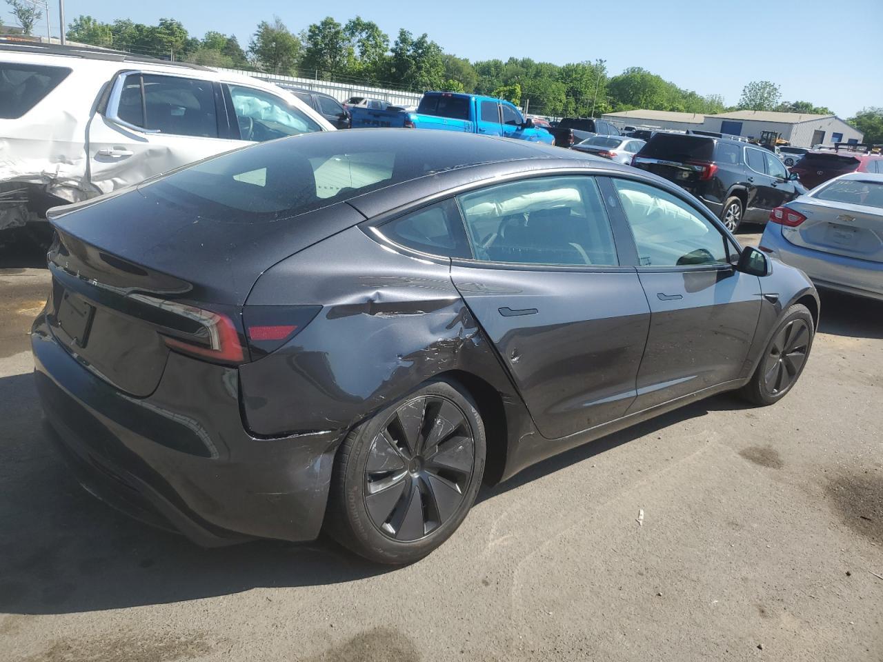2024 TESLA MODEL 3 - Image 3