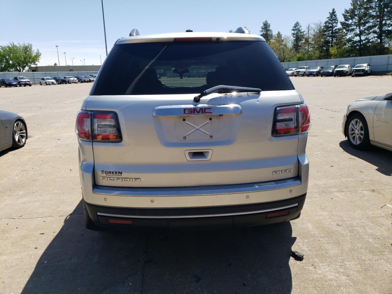 2016 GMC ACADIA SLT - Image 6