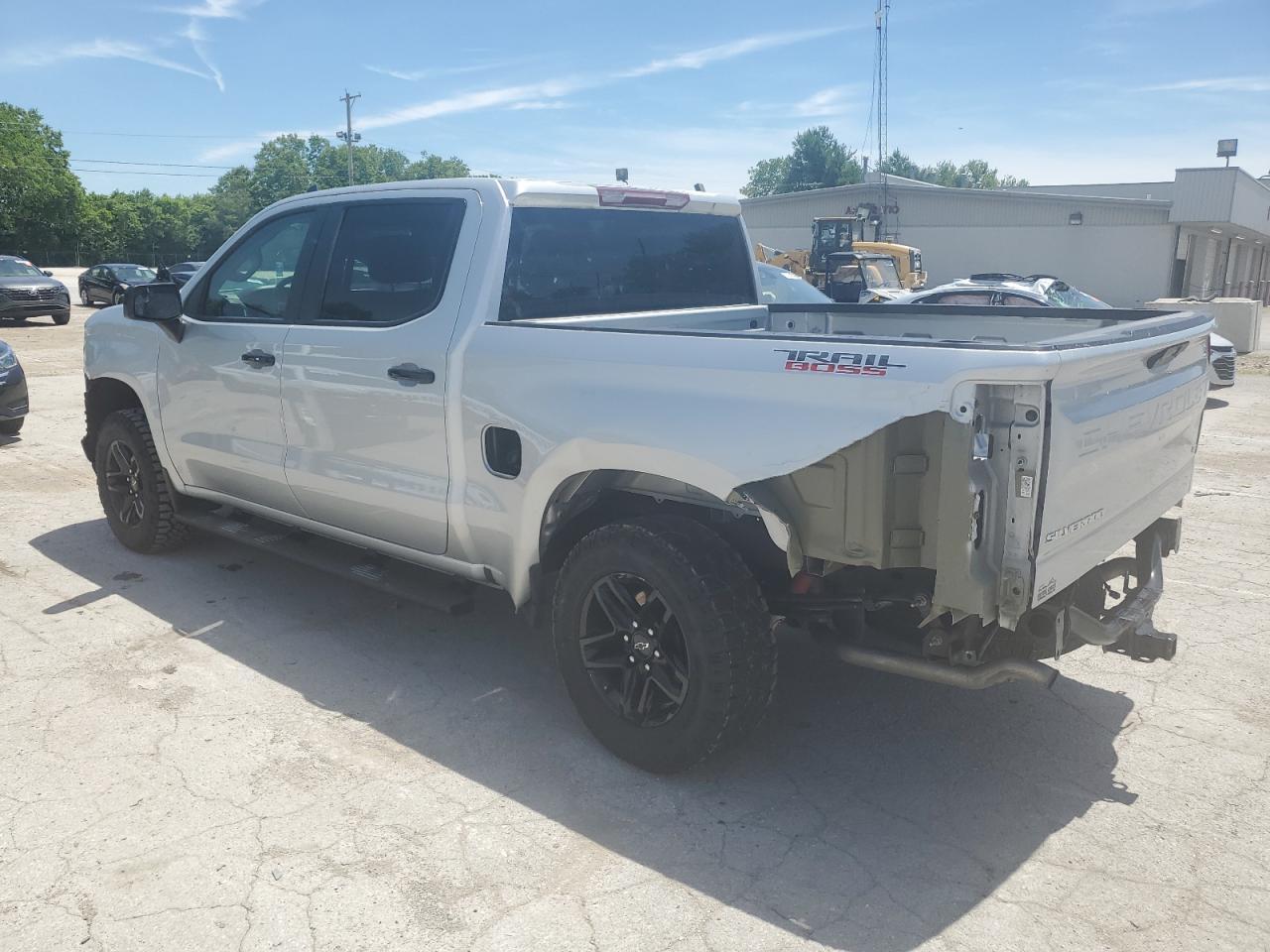 2021 CHEVROLET SILVERADO - Image 2