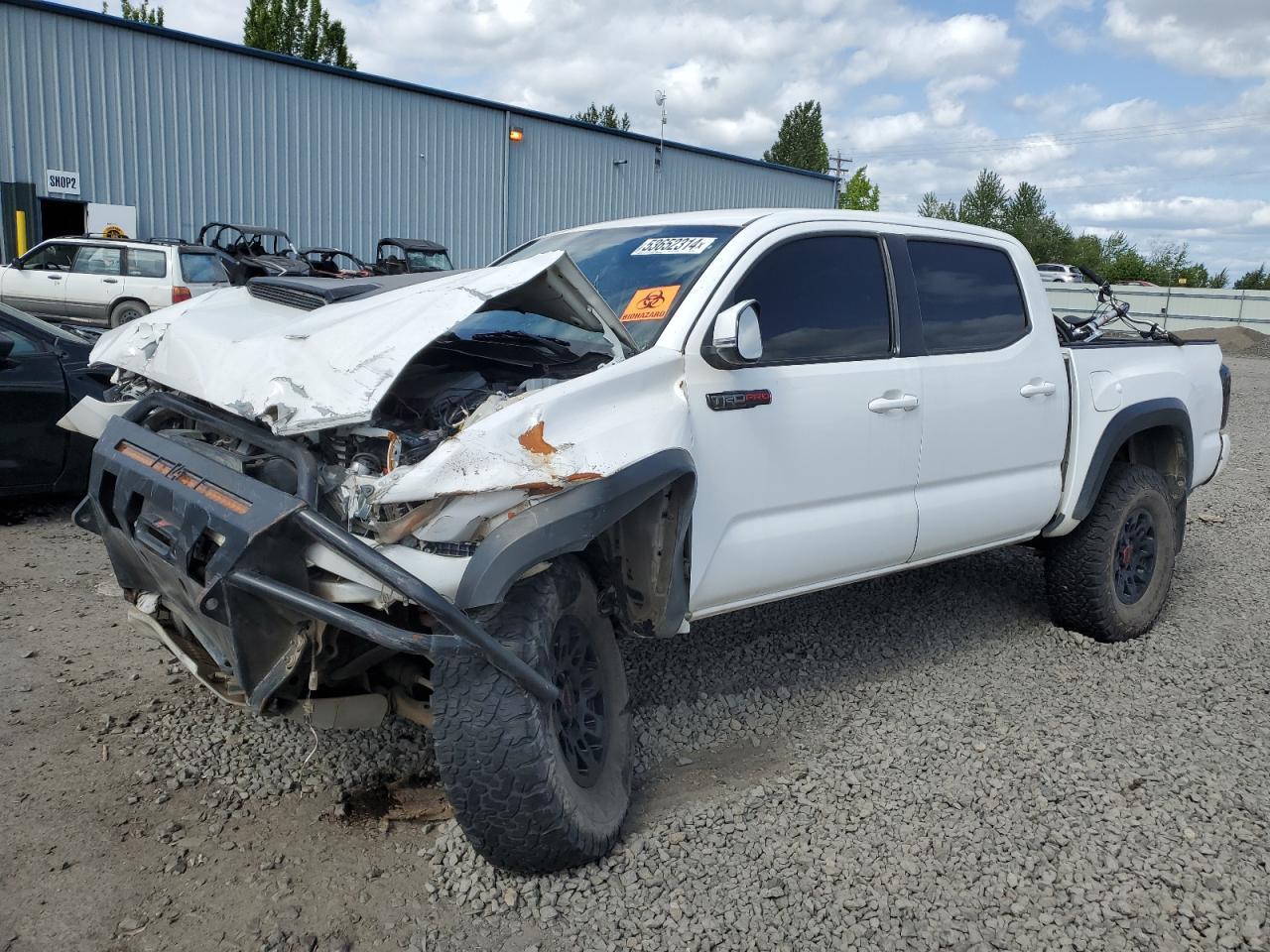 2017 TOYOTA TACOMA DOU