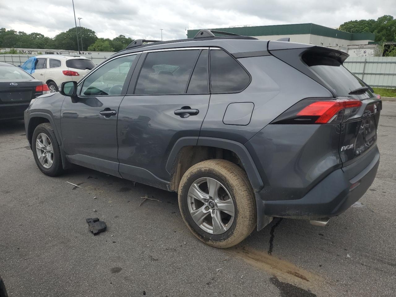 2020 TOYOTA RAV4 XLE - Image 2