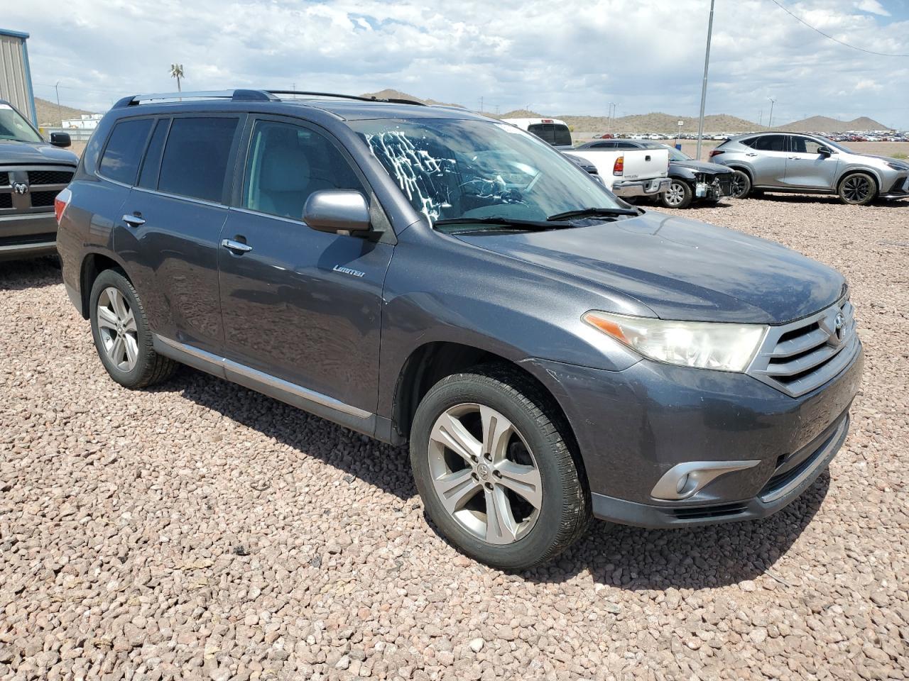 2011 TOYOTA HIGHLANDER - Фото 4