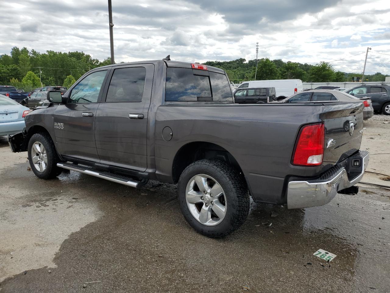 2017 RAM 1500 SLT - Image 2