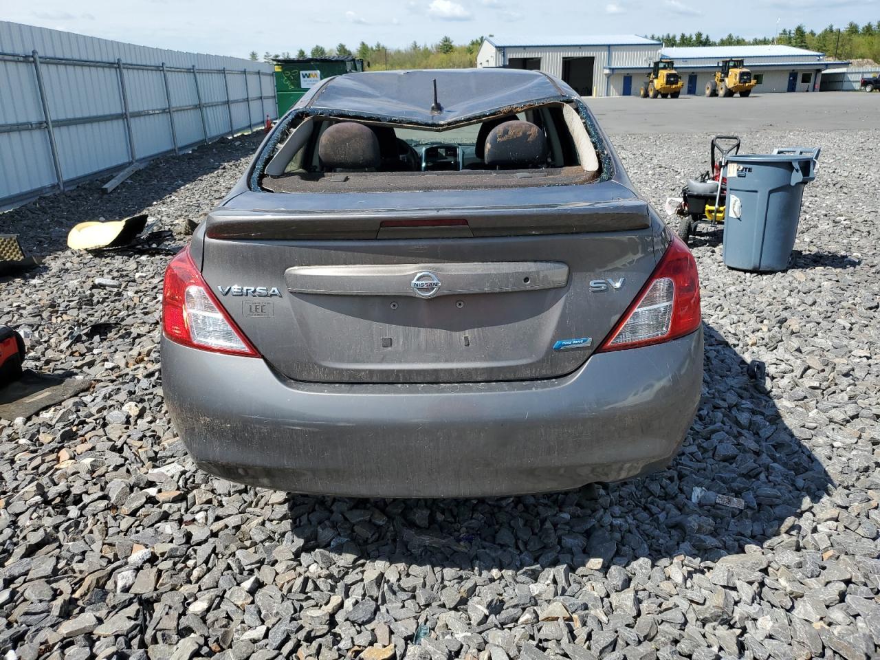 2016 NISSAN VERSA S - Image 6