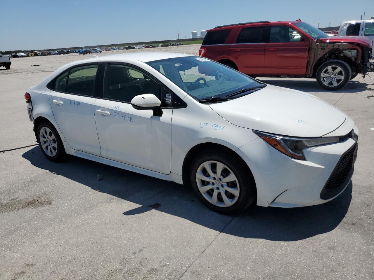 2020 TOYOTA COROLLA LE - Фото 4