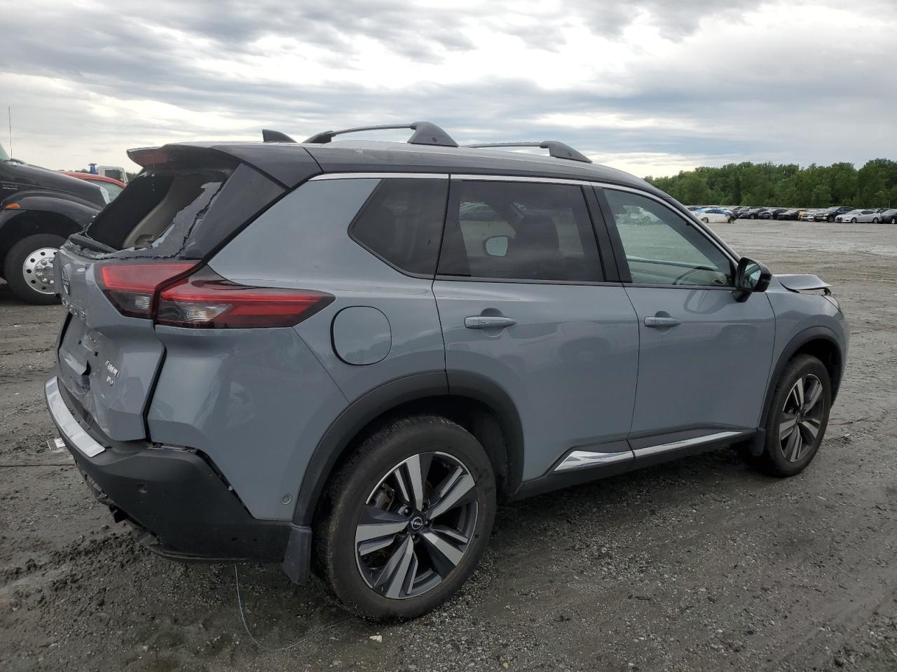 2023 NISSAN ROGUE PLAT - Image 3