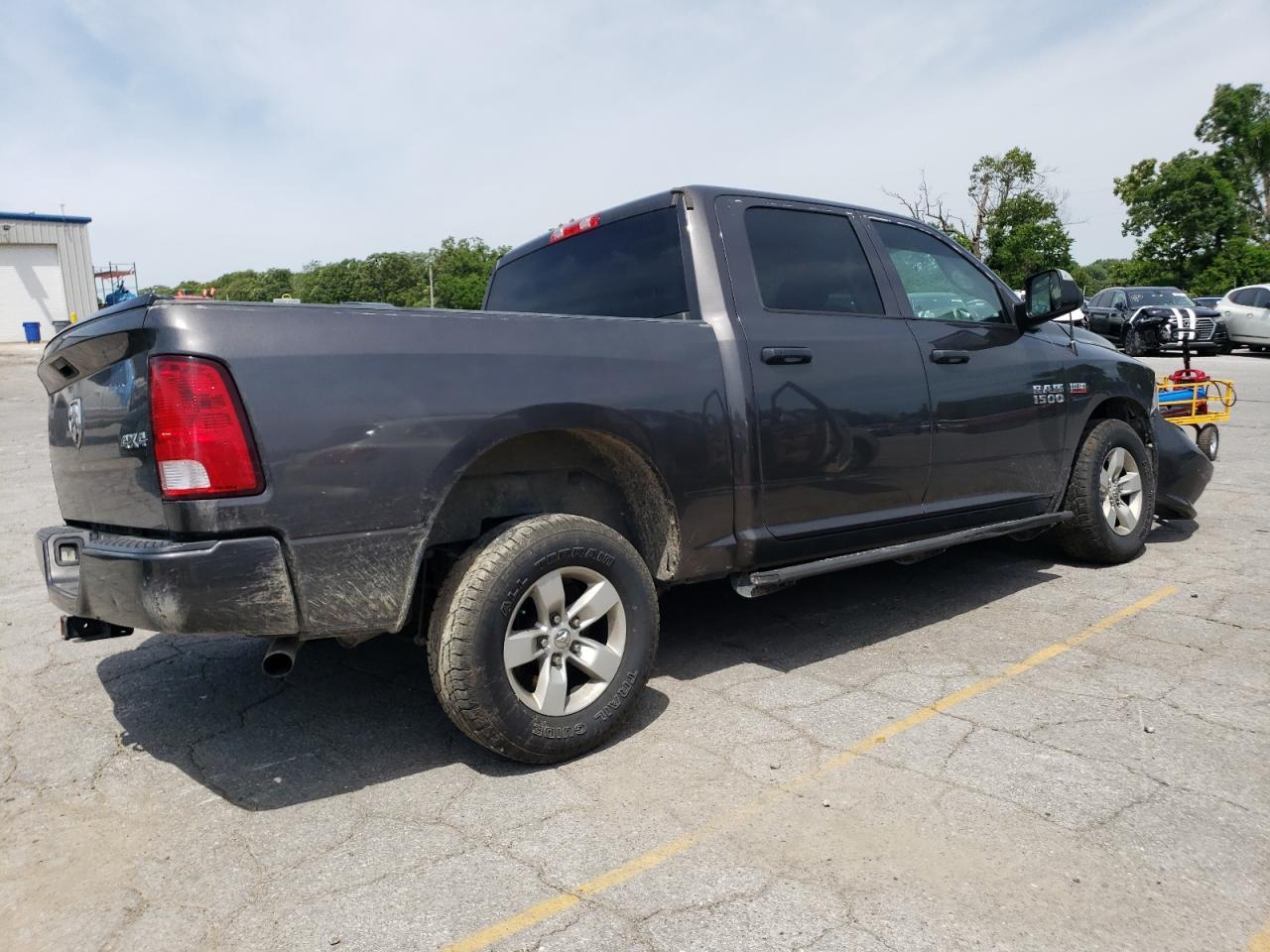 2018 RAM 1500 ST - Image 3