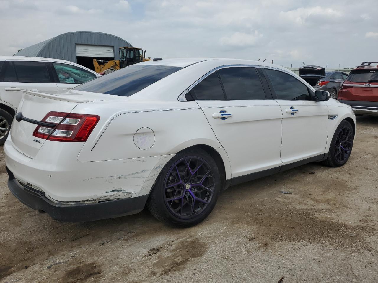 2013 FORD TAURUS SEL - Image 3