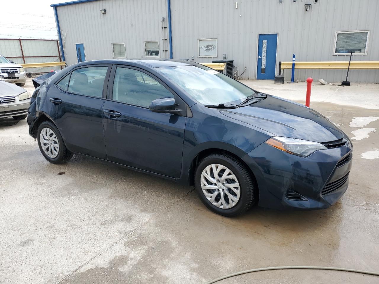 2018 TOYOTA COROLLA L - Image 4