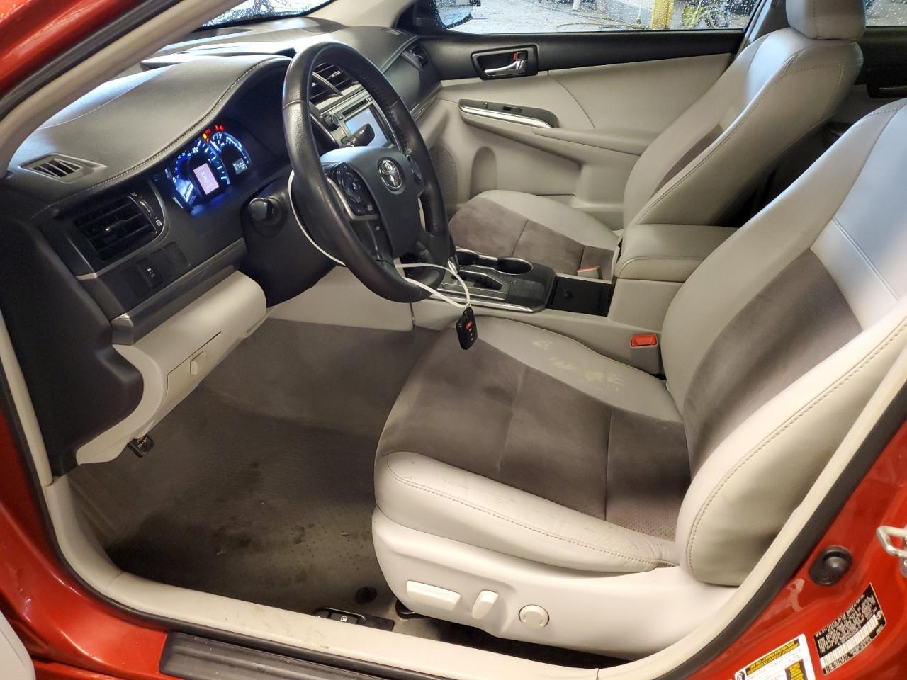 2012 TOYOTA CAMRY HYBR - Image 7