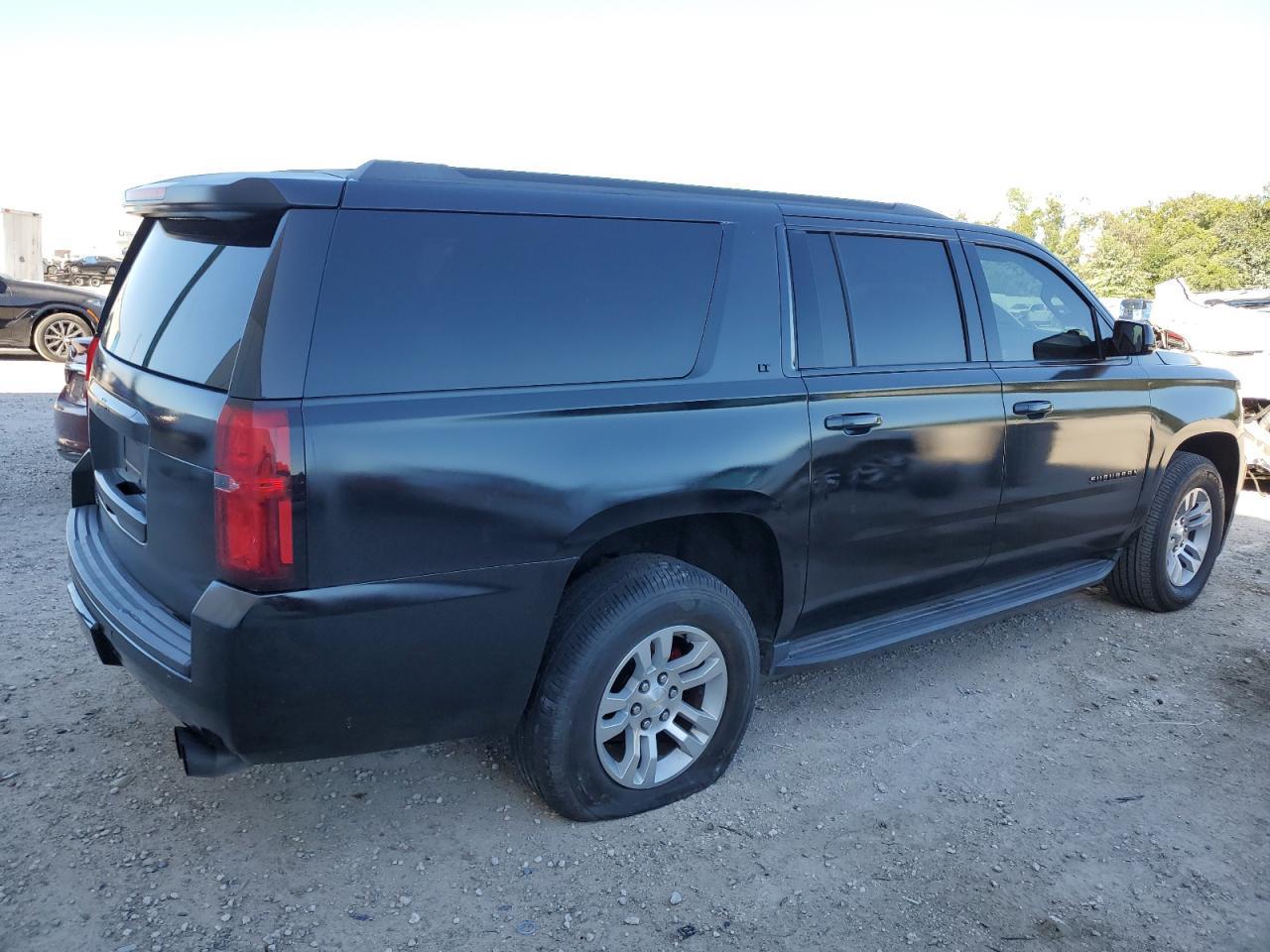 2017 CHEVROLET SUBURBAN K - Фото 3