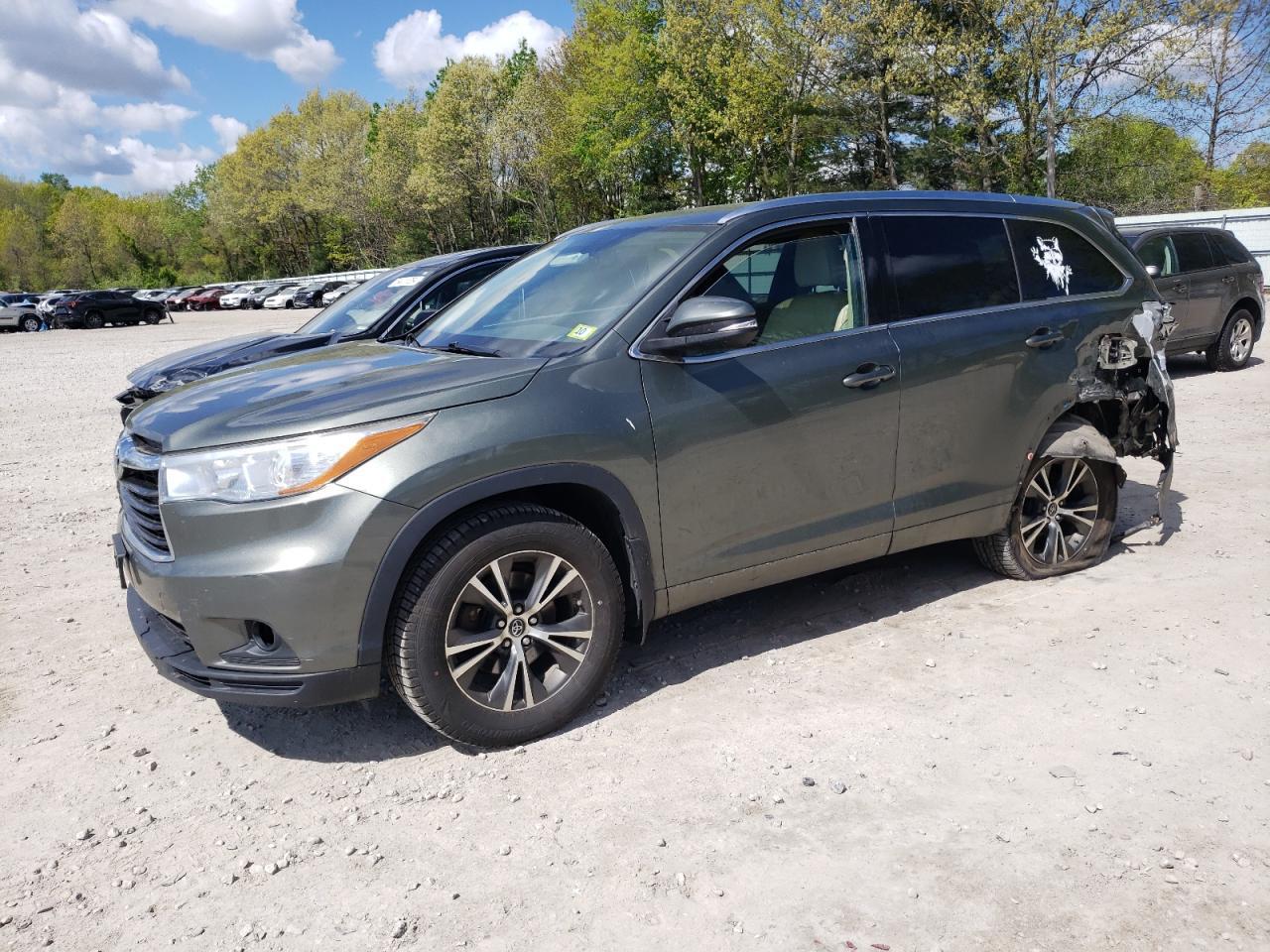 2016 TOYOTA HIGHLANDER car image