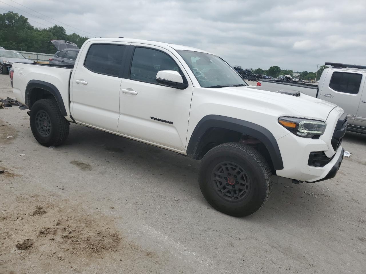 2023 TOYOTA TACOMA DOU - Фото 4