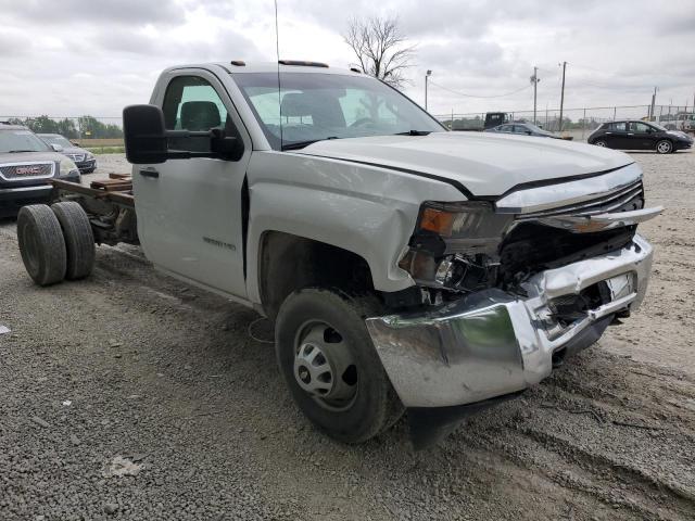 2017 Chevrolet Silverado C3500 - Фото 4