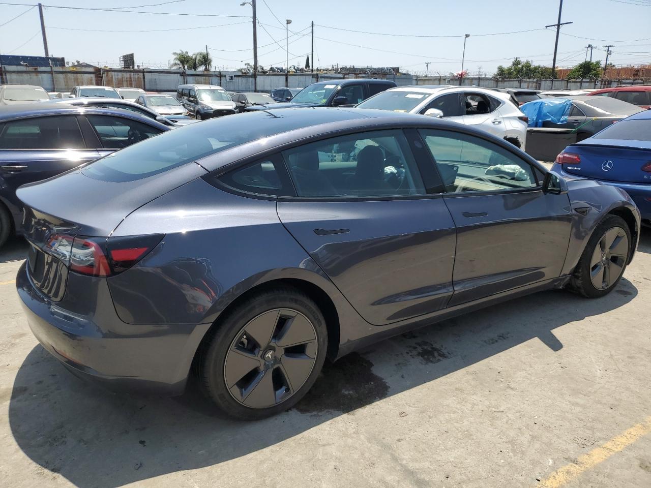 2023 TESLA MODEL 3 - Фото 3