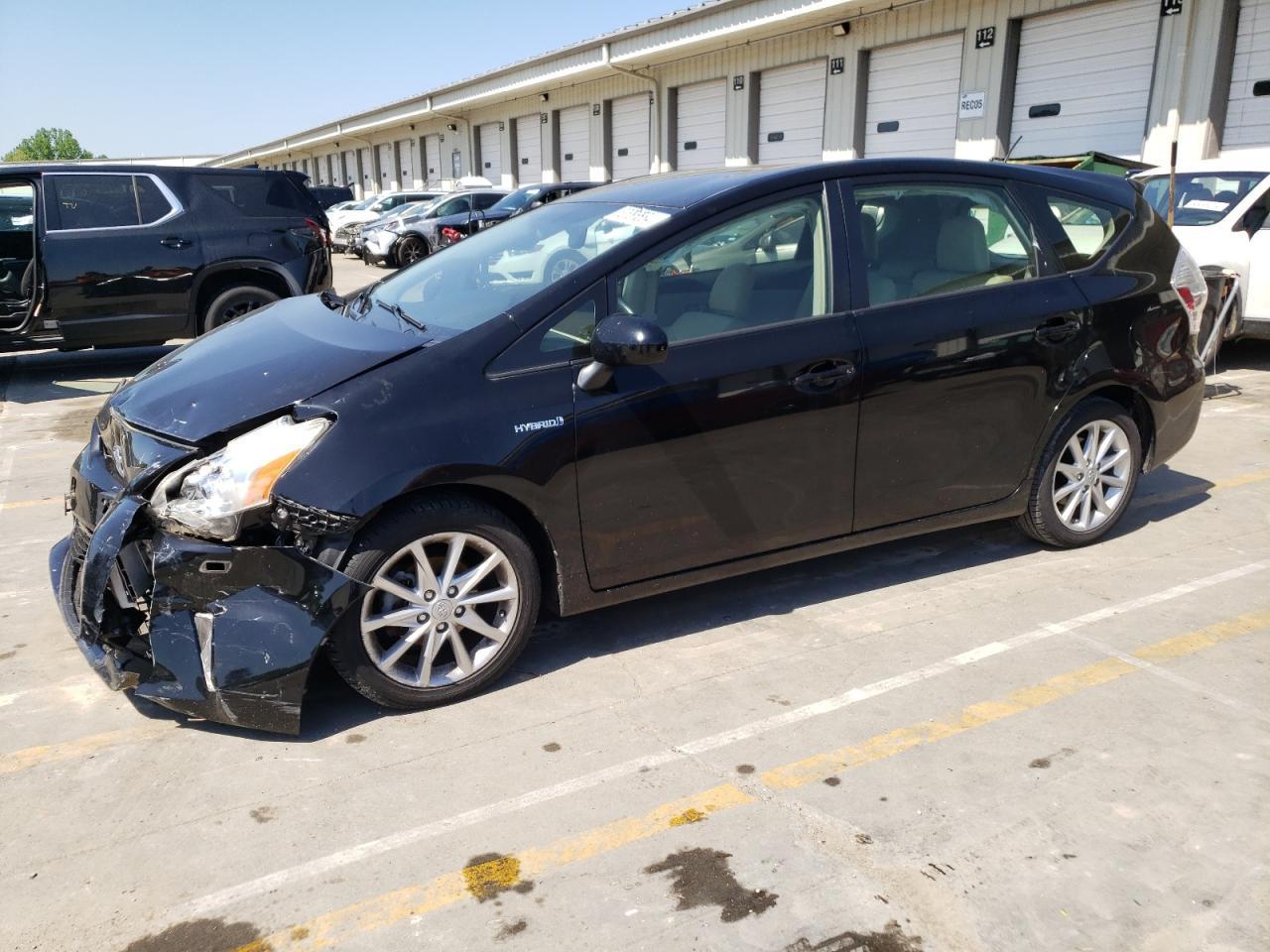 2013 TOYOTA PRIUS V car image