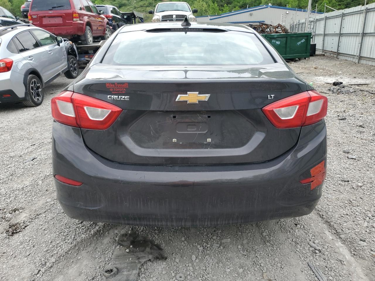 2017 CHEVROLET CRUZE LT - Image 6
