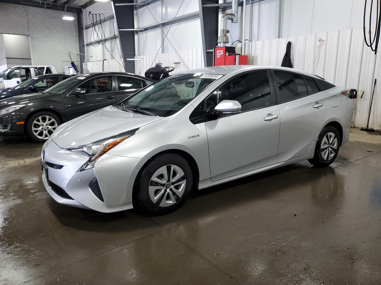 2018 TOYOTA PRIUS car image