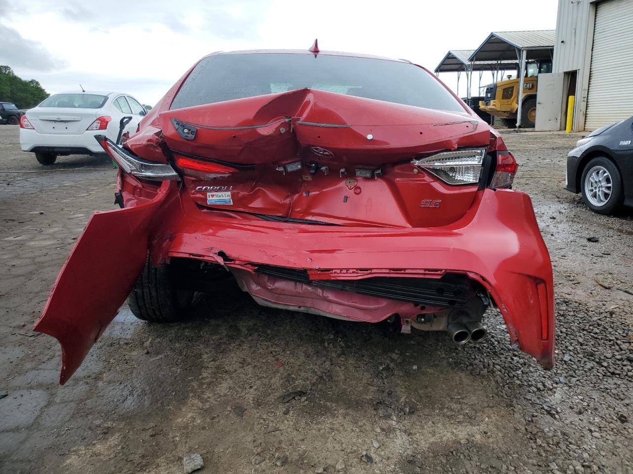2020 TOYOTA COROLLA SE - Фото 6