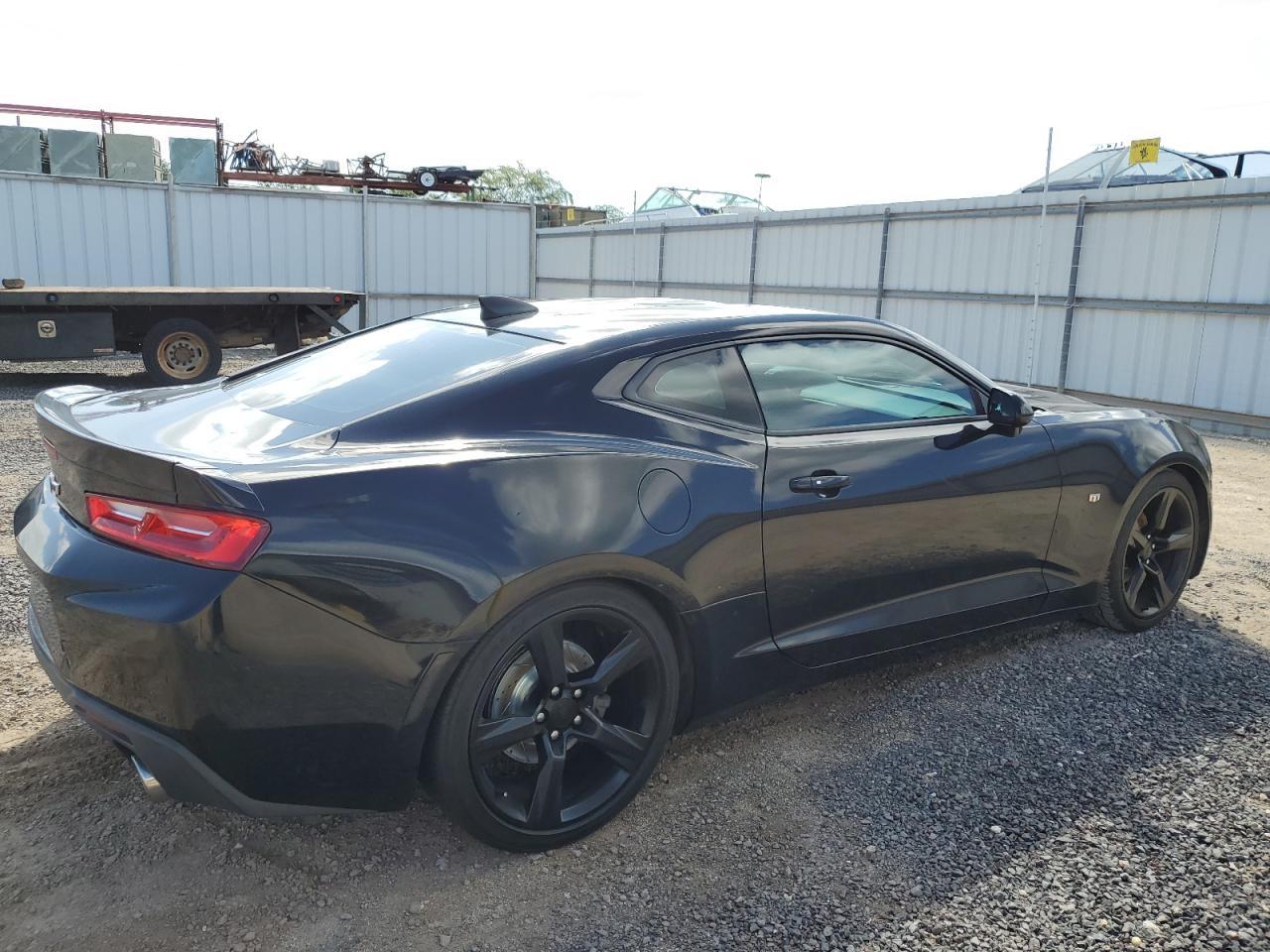 2018 CHEVROLET CAMARO LT - Image 3
