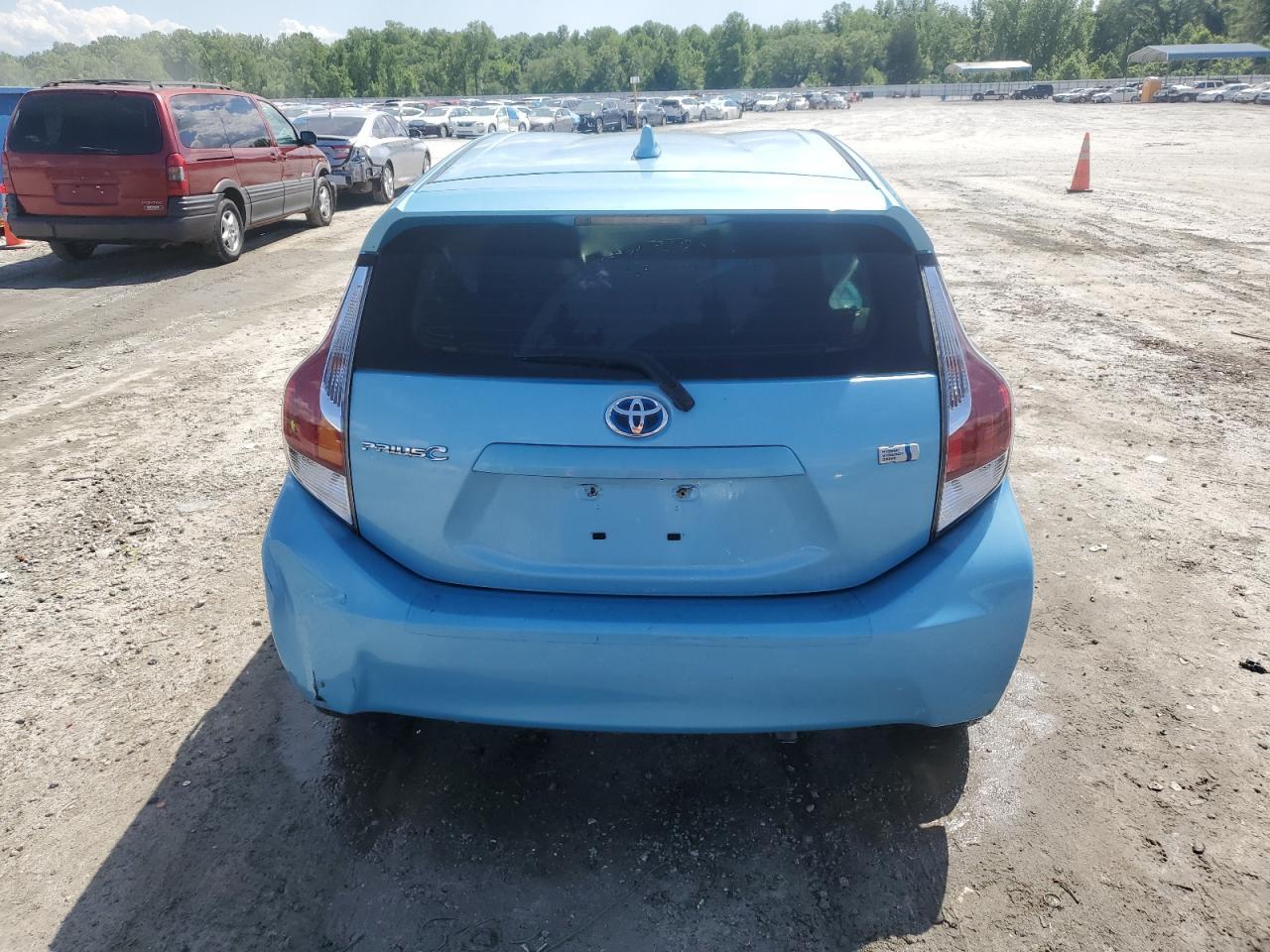 2015 TOYOTA PRIUS C - Image 6