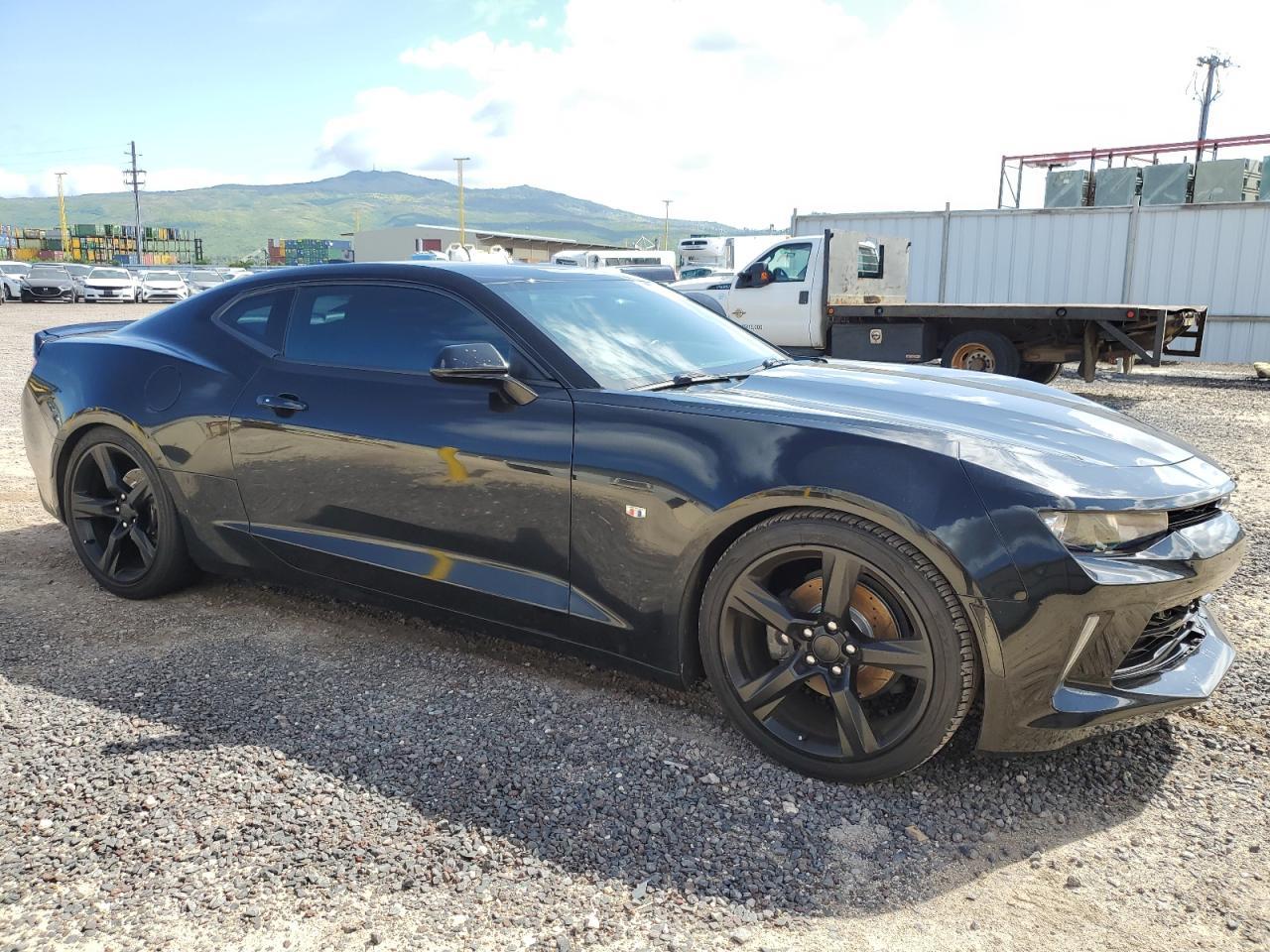 2018 CHEVROLET CAMARO LT - Image 4
