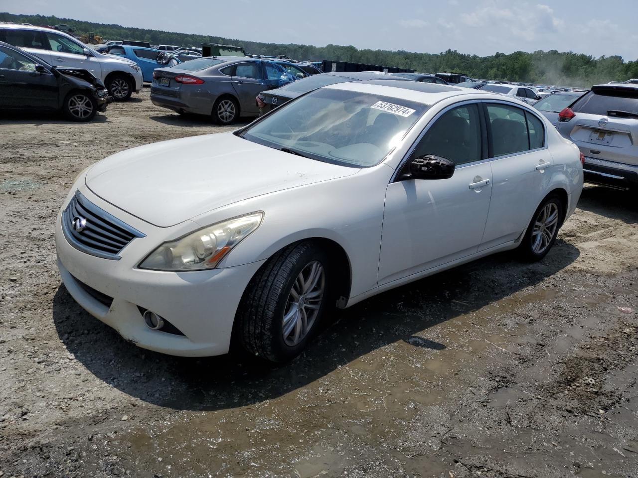 2013 INFINITI G37 BASE car image